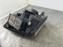 Laden Sie das Bild in den Galerie-Viewer, Frontscheinwerfer Opel Meriva A 93321055 Rechts Scheinwerfer Headlight SCH5156851939re
