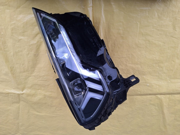 Frontscheinwerfer Audi Q3 83A941034 LED Rechts Scheinwerfer Headlight SCH5164854663pa
