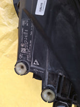Laden Sie das Bild in den Galerie-Viewer, Frontscheinwerfer Audi Q3 83A941034 LED Rechts Scheinwerfer Headlight SCH5164854663pa