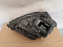 Laden Sie das Bild in den Galerie-Viewer, Frontscheinwerfer Mercedes-Benz Gla A2479066107 Links Scheinwerfer Headlight SCH5166629138ow