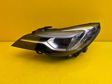 Load image into Gallery viewer, Frontscheinwerfer Opel Astra 39055745 LED Links Scheinwerfer Headlight SCH5166739404ao