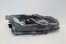 Laden Sie das Bild in den Galerie-Viewer, Frontscheinwerfer Toyota Corolla 81130-02T31-00 LED Rechts Headlight SCH5173550223fw