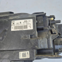 Laden Sie das Bild in den Galerie-Viewer, Frontscheinwerfer Seat Ibiza IV 6J1941022K Rechts Scheinwerfer Headlight SCH5174971679ku