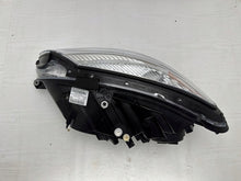 Laden Sie das Bild in den Galerie-Viewer, Frontscheinwerfer Mercedes-Benz A2168203061 Rechts Scheinwerfer Headlight SCH5179309887wk