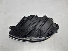 Laden Sie das Bild in den Galerie-Viewer, Frontscheinwerfer Mercedes-Benz A2168203061 Rechts Scheinwerfer Headlight SCH5179309887wk