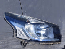 Laden Sie das Bild in den Galerie-Viewer, Frontscheinwerfer Renault Trafic III 260109424R Rechts Scheinwerfer Headlight SCH5188989767vw