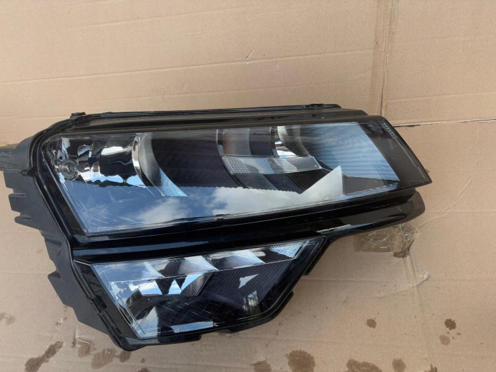 Frontscheinwerfer Skoda 57B941016A Rechts Scheinwerfer Headlight SCH5191622316xh