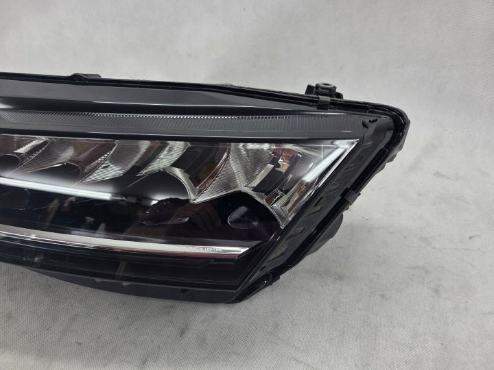 Frontscheinwerfer Skoda Octavia IV 5E4941015 Links Scheinwerfer Headlight SCH5192591869se