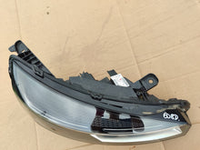 Laden Sie das Bild in den Galerie-Viewer, Frontscheinwerfer Renault Clio I V 148R006599 Rechts Scheinwerfer Headlight SCH5194121559te