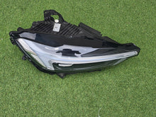 Laden Sie das Bild in den Galerie-Viewer, Frontscheinwerfer Volvo Xc60 32420435 Rechts Scheinwerfer Headlight SCH5195856504qm