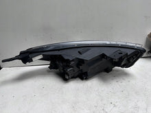 Laden Sie das Bild in den Galerie-Viewer, Frontscheinwerfer Kia Rio IV 92101-H8 LED Links Scheinwerfer Headlight SCH5195925578ug
