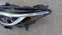 Laden Sie das Bild in den Galerie-Viewer, Frontscheinwerfer Infiniti Qx30 90070681 Links Scheinwerfer Headlight SCH5197015644te