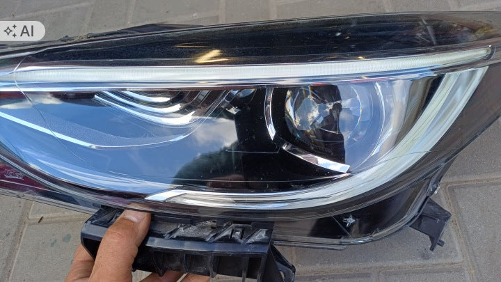 Frontscheinwerfer Infiniti Qx30 90070681 Links Scheinwerfer Headlight SCH5197015644te