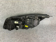 Laden Sie das Bild in den Galerie-Viewer, Frontscheinwerfer Kia Sorento III C5921-22220 LED Rechts Scheinwerfer Headlight SCH5198851087ts