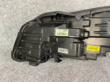 Laden Sie das Bild in den Galerie-Viewer, Frontscheinwerfer Kia Sorento III C5921-22220 LED Rechts Scheinwerfer Headlight SCH5198851087ts