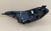 Laden Sie das Bild in den Galerie-Viewer, Frontscheinwerfer Hyundai Sportage IV 92101F1010 Links Scheinwerfer Headlight SCH5201001346iz