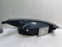 Laden Sie das Bild in den Galerie-Viewer, Frontscheinwerfer Ford Focus JX7B13E015CF LED Links Scheinwerfer Headlight SCH5203019933kz