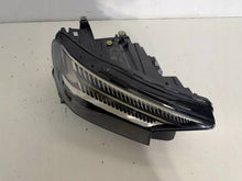 Laden Sie das Bild in den Galerie-Viewer, Frontscheinwerfer Audi E-Tron 89A941036 Rechts Scheinwerfer Headlight SCH5206003719rl