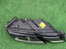 Laden Sie das Bild in den Galerie-Viewer, Frontscheinwerfer Skoda Octavia III 5E1941016D LED Rechts Scheinwerfer Headlight SCH5214876366su