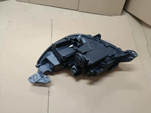 Laden Sie das Bild in den Galerie-Viewer, Frontscheinwerfer Peugeot II 208 9833036180 Rechts Scheinwerfer Headlight SCH5214878706vh