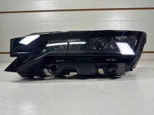 Load image into Gallery viewer, Frontscheinwerfer Skoda Octavia IV 5E4941009 Links Scheinwerfer Headlight SCH5215373303jg