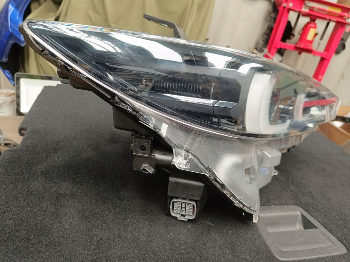 Frontscheinwerfer Mazda Cx5 KSD651030 Rechts Scheinwerfer Headlight SCH5218955021yq
