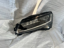 Laden Sie das Bild in den Galerie-Viewer, Frontscheinwerfer Skoda Superb III 3V1941015D--999C72-DA1D43 Links Headlight SCH5221441529mr