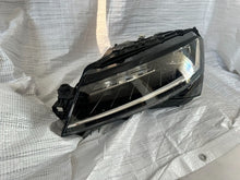 Laden Sie das Bild in den Galerie-Viewer, Frontscheinwerfer Skoda Superb III 3V1941015D--999C72-DA1D43 Links Headlight SCH5221441529mr