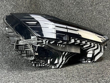 Laden Sie das Bild in den Galerie-Viewer, Frontscheinwerfer Volvo 32450063 Rechts Scheinwerfer Headlight SCH5225942089aj