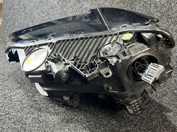 Frontscheinwerfer Volvo 32450063 Rechts Scheinwerfer Headlight SCH5225942089aj