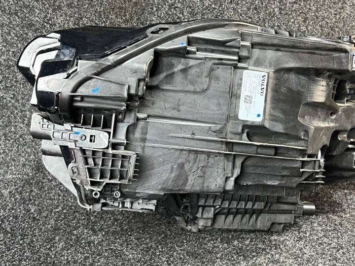 Frontscheinwerfer Volvo 32450063 Rechts Scheinwerfer Headlight SCH5225942089aj