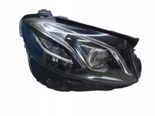 Laden Sie das Bild in den Galerie-Viewer, Frontscheinwerfer Mercedes-Benz W213 A2139062606 Rechts Scheinwerfer Headlight SCH5229570389ub