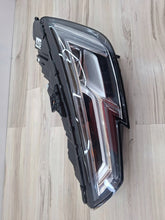 Laden Sie das Bild in den Galerie-Viewer, Frontscheinwerfer Audi A4 8W0941033 Links Scheinwerfer Headlight SCH5242515187gk