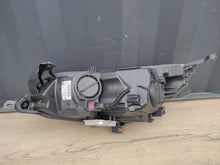 Laden Sie das Bild in den Galerie-Viewer, Frontscheinwerfer Opel Astra J 1ZT010012-02 Xenon Rechts Scheinwerfer Headlight SCH5243104400nn