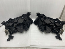 Laden Sie das Bild in den Galerie-Viewer, Frontscheinwerfer Opel Mokka X 9834008280 Ein Satz Scheinwerfer Headlight SCH5243963975uk