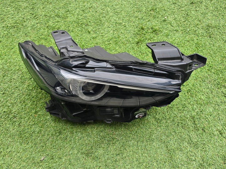 Frontscheinwerfer Mazda 3 BCJH51030 Rechts Scheinwerfer Headlight SCH5252176044nt