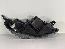 Laden Sie das Bild in den Galerie-Viewer, Frontscheinwerfer Opel Vivaro 9847198380 Links Scheinwerfer Headlight SCH5260543550pe