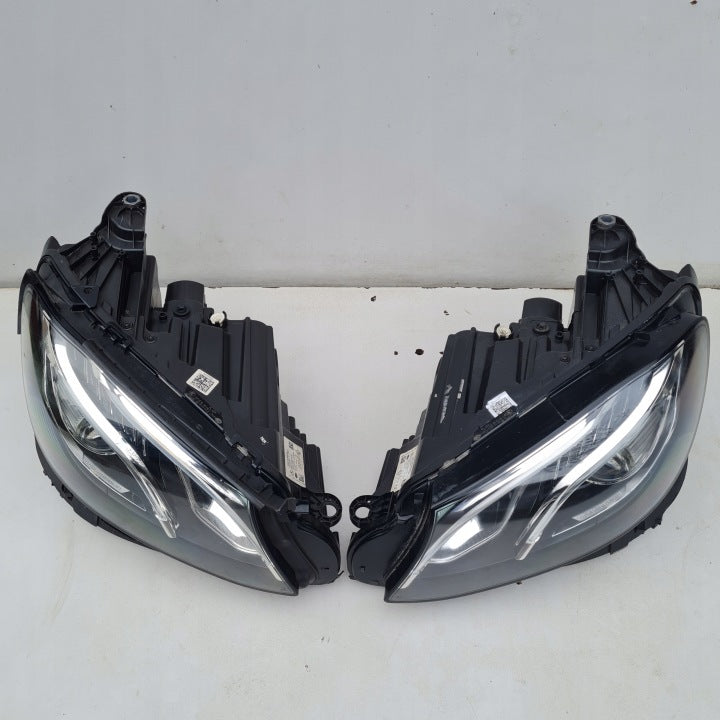 Frontscheinwerfer Mercedes-Benz W213 A2139063904 A2139064004 Ein Satz Headlight SCH5263949704hw