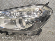 Laden Sie das Bild in den Galerie-Viewer, Frontscheinwerfer Nissan Qashqai I J10 26060BR01A Links Scheinwerfer Headlight SCH5264502772tf