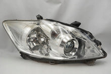 Laden Sie das Bild in den Galerie-Viewer, Frontscheinwerfer Toyota Auris 81110-02A51 Rechts Scheinwerfer Headlight SCH5264530418al