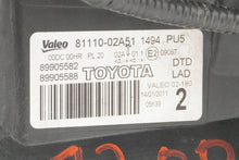 Laden Sie das Bild in den Galerie-Viewer, Frontscheinwerfer Toyota Auris 81110-02A51 Rechts Scheinwerfer Headlight SCH5264530418al