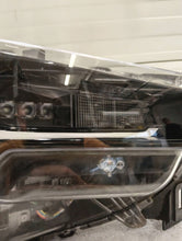Load image into Gallery viewer, Frontscheinwerfer Mazda Cx-5 KSD651030 Rechts Scheinwerfer Headlight SCH5270733036ml