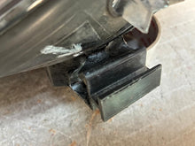Laden Sie das Bild in den Galerie-Viewer, Frontscheinwerfer Mercedes-Benz Cla A1178201561 Xenon Links Headlight SCH5273702223im