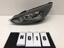 Laden Sie das Bild in den Galerie-Viewer, Frontscheinwerfer Ford Focus F1EB13W030PD Links Scheinwerfer Headlight SCH5281218801hs