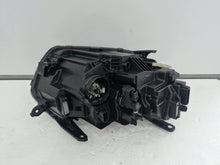 Laden Sie das Bild in den Galerie-Viewer, Frontscheinwerfer Dacia Duster 260602465R Links Scheinwerfer Headlight SCH5281473681zd