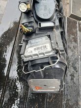 Laden Sie das Bild in den Galerie-Viewer, Frontscheinwerfer VW Passat 3C0941751K 3C0941752K Ein Satz Headlight SCH5282007613yk