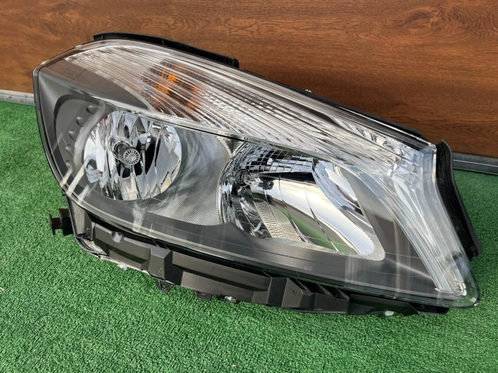Frontscheinwerfer Mercedes-Benz W176 A1768203961 Rechts Scheinwerfer Headlight SCH5283836733ce