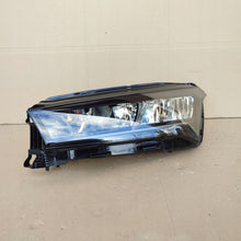 Load image into Gallery viewer, Frontscheinwerfer Skoda Enyaq 5LB941015 LED Links Scheinwerfer Headlight SCH5284121308vd