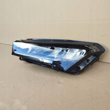 Load image into Gallery viewer, Frontscheinwerfer Skoda Enyaq 5LB941015 LED Links Scheinwerfer Headlight SCH5284121308vd