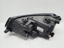 Load image into Gallery viewer, Frontscheinwerfer VW Caddy IV 2K194101627 Rechts Scheinwerfer Headlight SCH5303776134je